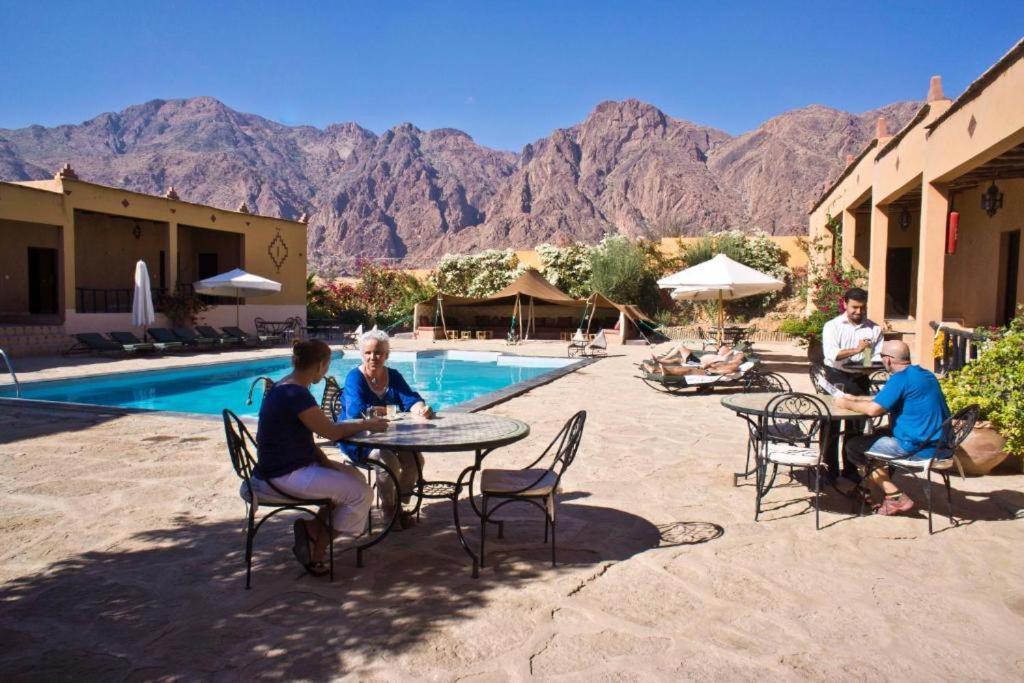 Click Excursions Tafraoute Hotel Taddart Bagian luar foto